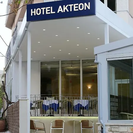 Aktaion Hotel 2*