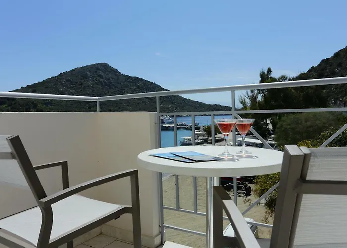 Aktaion Отель 2*