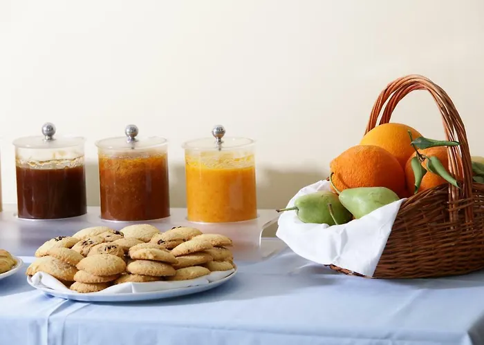 Aktaion 2* Толон