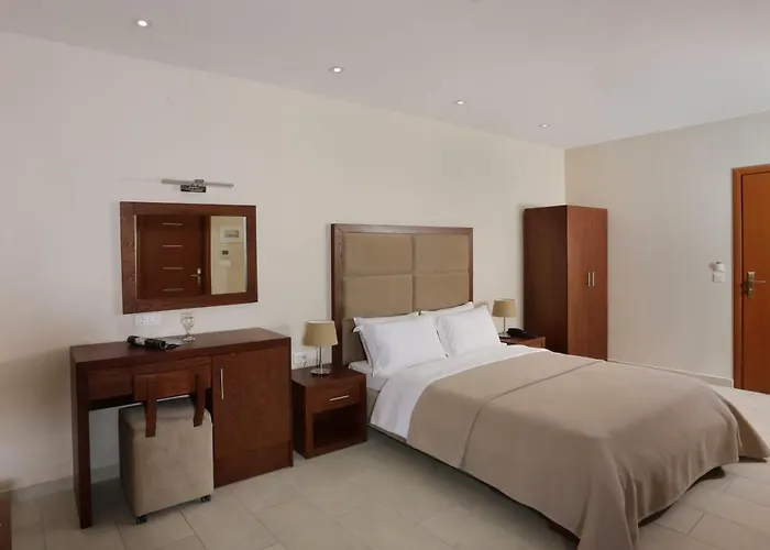 Aktaion 2* Толон